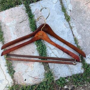 Ralph Lauren Polo Brown Wooden Hangers (2)